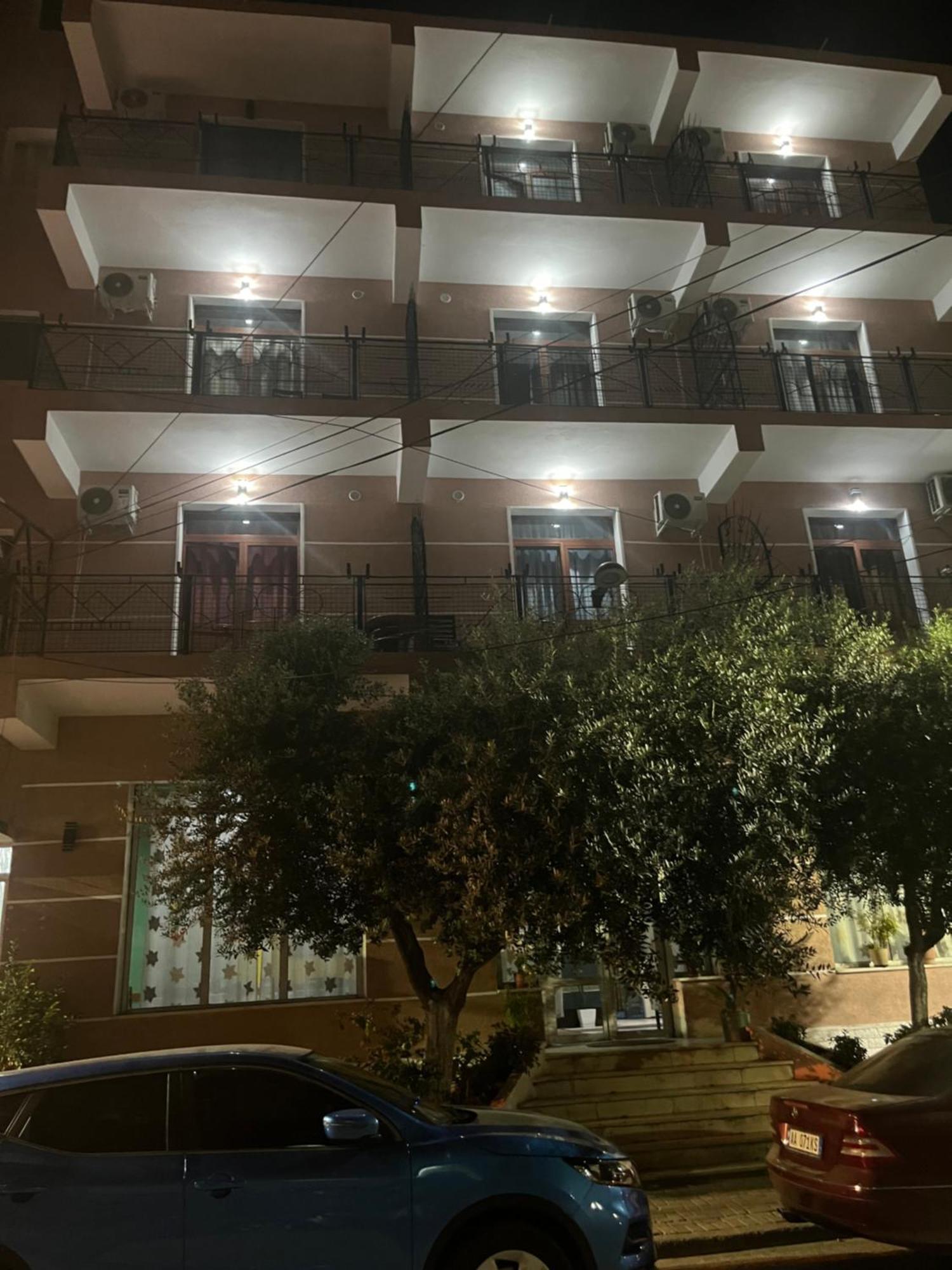 Hotel Luli City Center Durrës 外观 照片